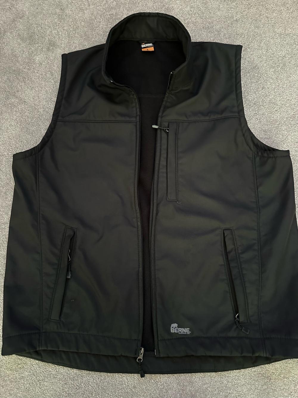 Men's Black Berne Softshell Vest - Large